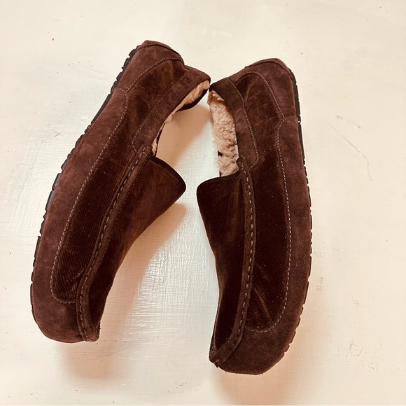 NWOT/B Ugg Men's Ascot Slipper , Dark Brown Suede corduroy, Size US 18 - Picture 4 of 11
